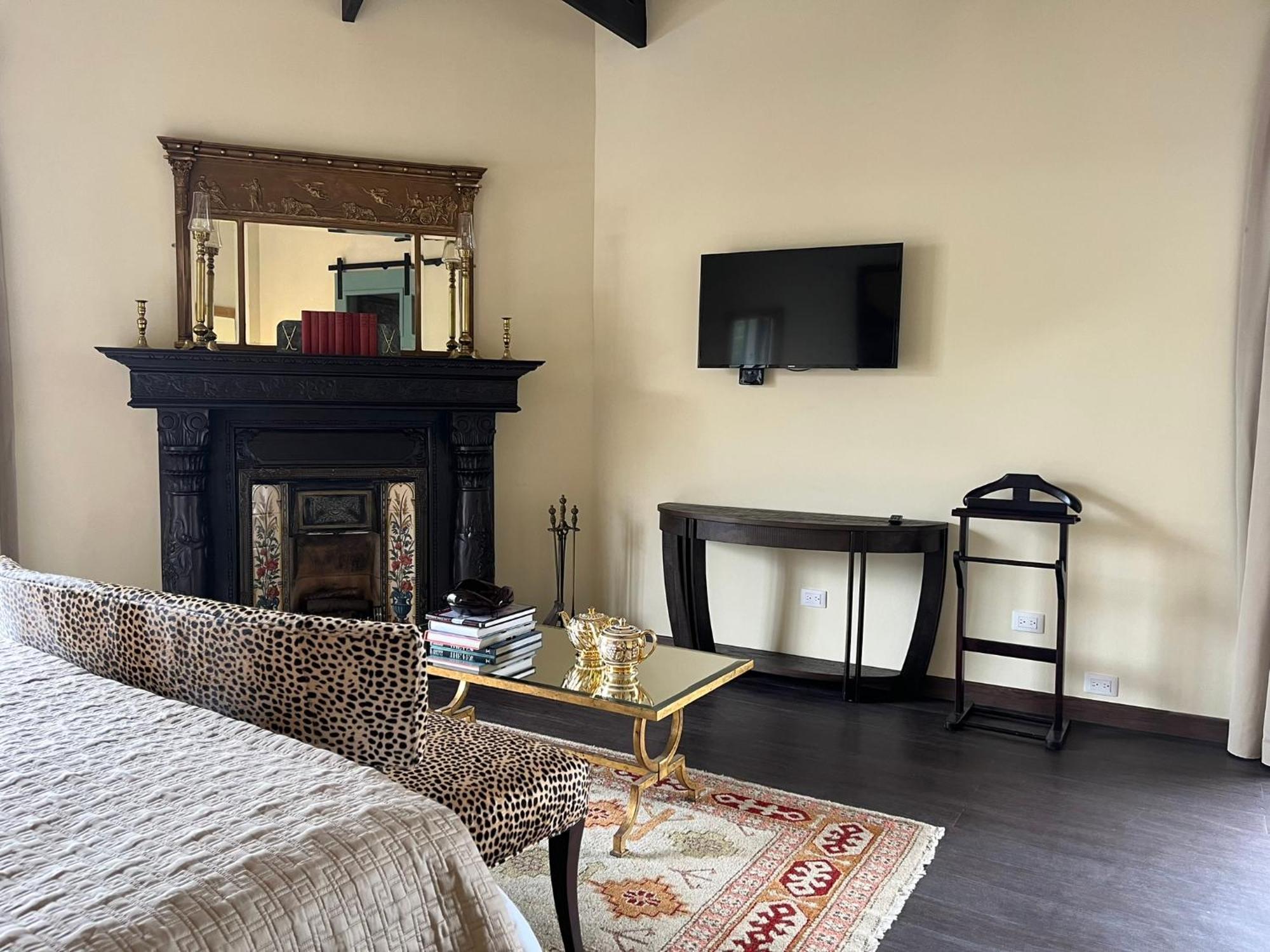 Boutique Hotel La Casona 安赫莱斯镇 外观 照片