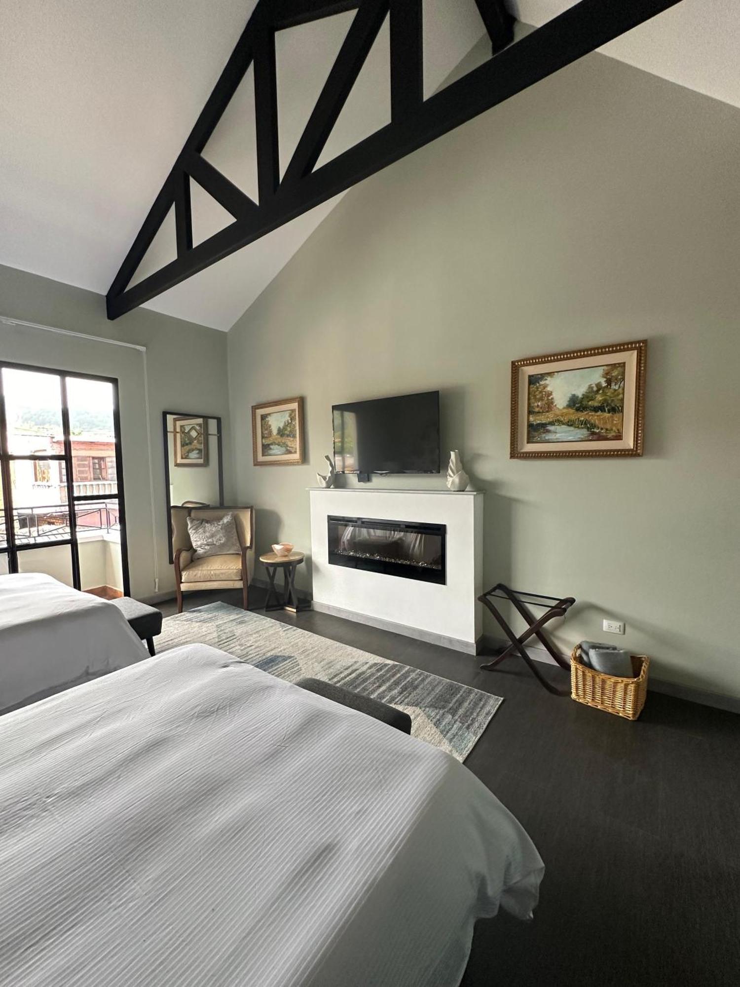 Boutique Hotel La Casona 安赫莱斯镇 外观 照片